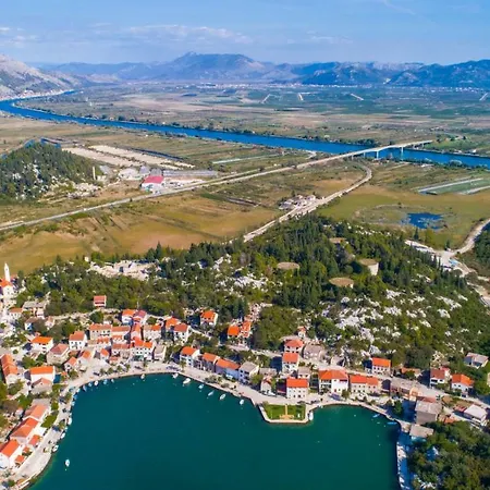 House Ljilja Villa Rogotin