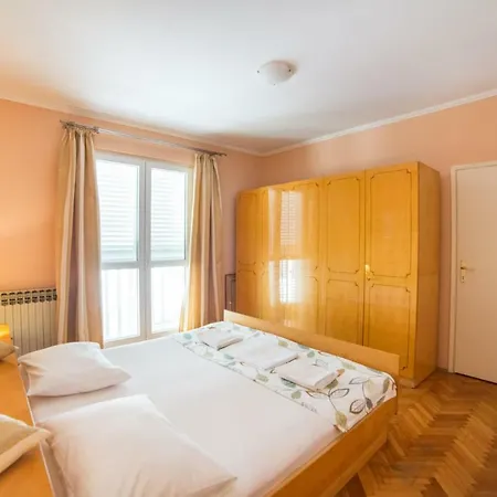 House Ljilja Rogotin